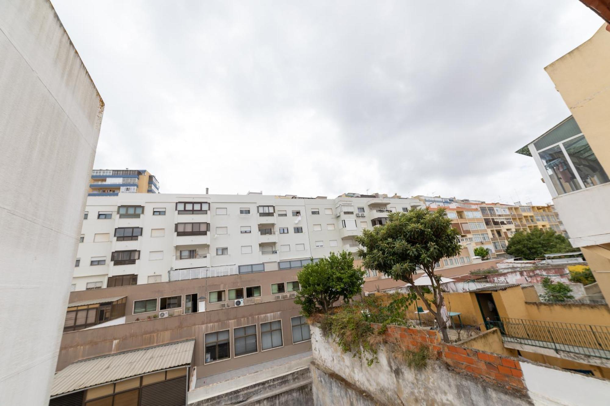 Golden Place - Cacilhas Almada Esterno foto